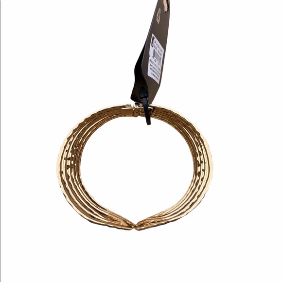 Gold colored bracelet - Picture 6 of 7